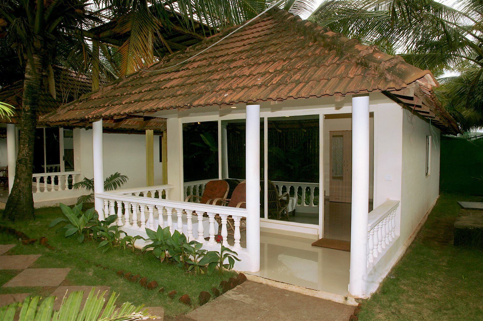 Morjim Holiday Beach Resort Exterior foto